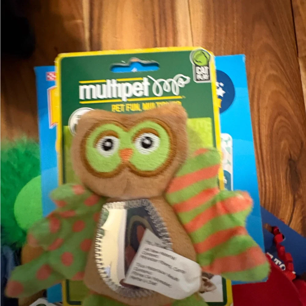 All Star Feast Cat Treats & Colorful Plush Cat Toys - Multi-Color - Picture 4 of 8